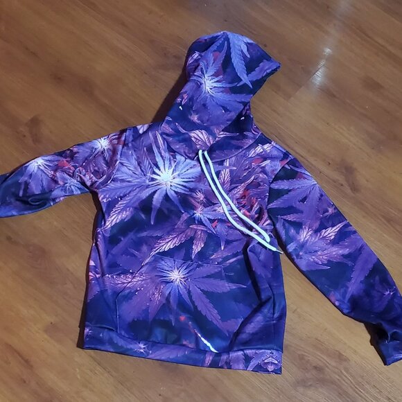 Sweaters - Everything is 10$ Size Sm or 2